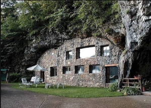 barlang ház