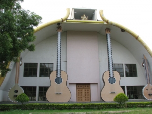 Къщи за музикални инструменти