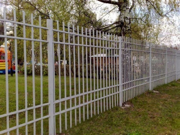 заварена ограда