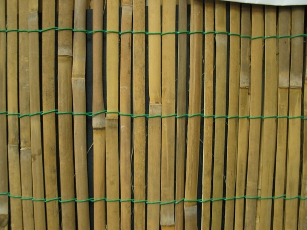 бамбукова ограда