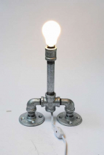 Лампа в стил Steampunk: как да направите настолна лампа от водопроводи